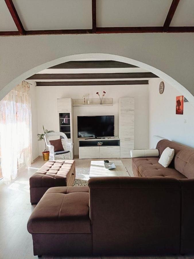 Poseidon House Apartament *